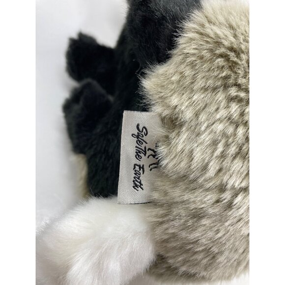 Plush Badger Stuffed Animal Toy Safe the Earth - Picture 10 of 11